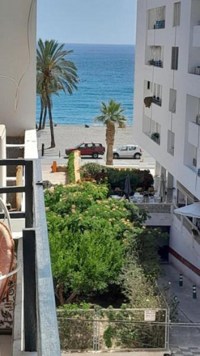 Between Beach & Center, La Herradura